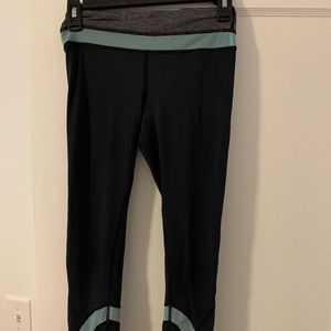 Lululemon Workout Capris with pockets
